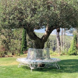 The Circular Ladderback Garden Tree Seat