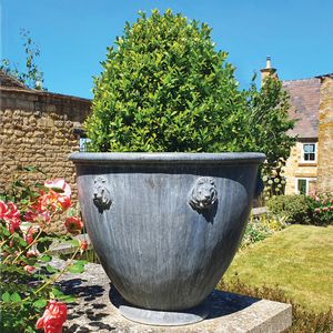 The Townhouse Lead Garden Planter - Small - Lion Mask