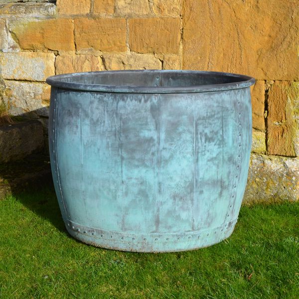 The Sissinghurst Castle Garden Copper Planter - Rolled Edge - In association with the National Trust