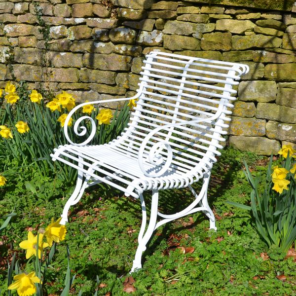 The Ladderback Carver Garden Chair - Low