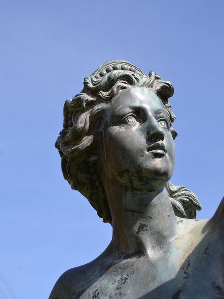 A large bronze sculpture of Fortuna
