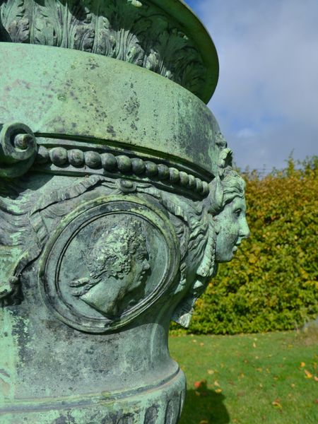 A bronze 'Versailles' garden vase with sphinxes 