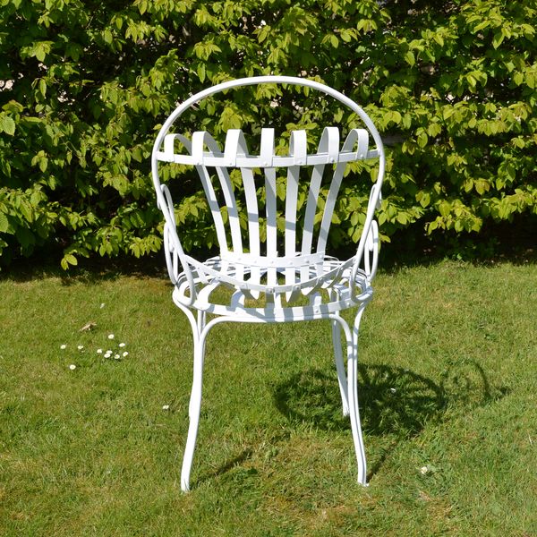 The Sprung Carver Garden Chair