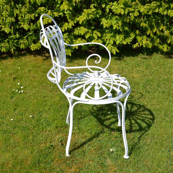 The Sprung Carver Garden Chair