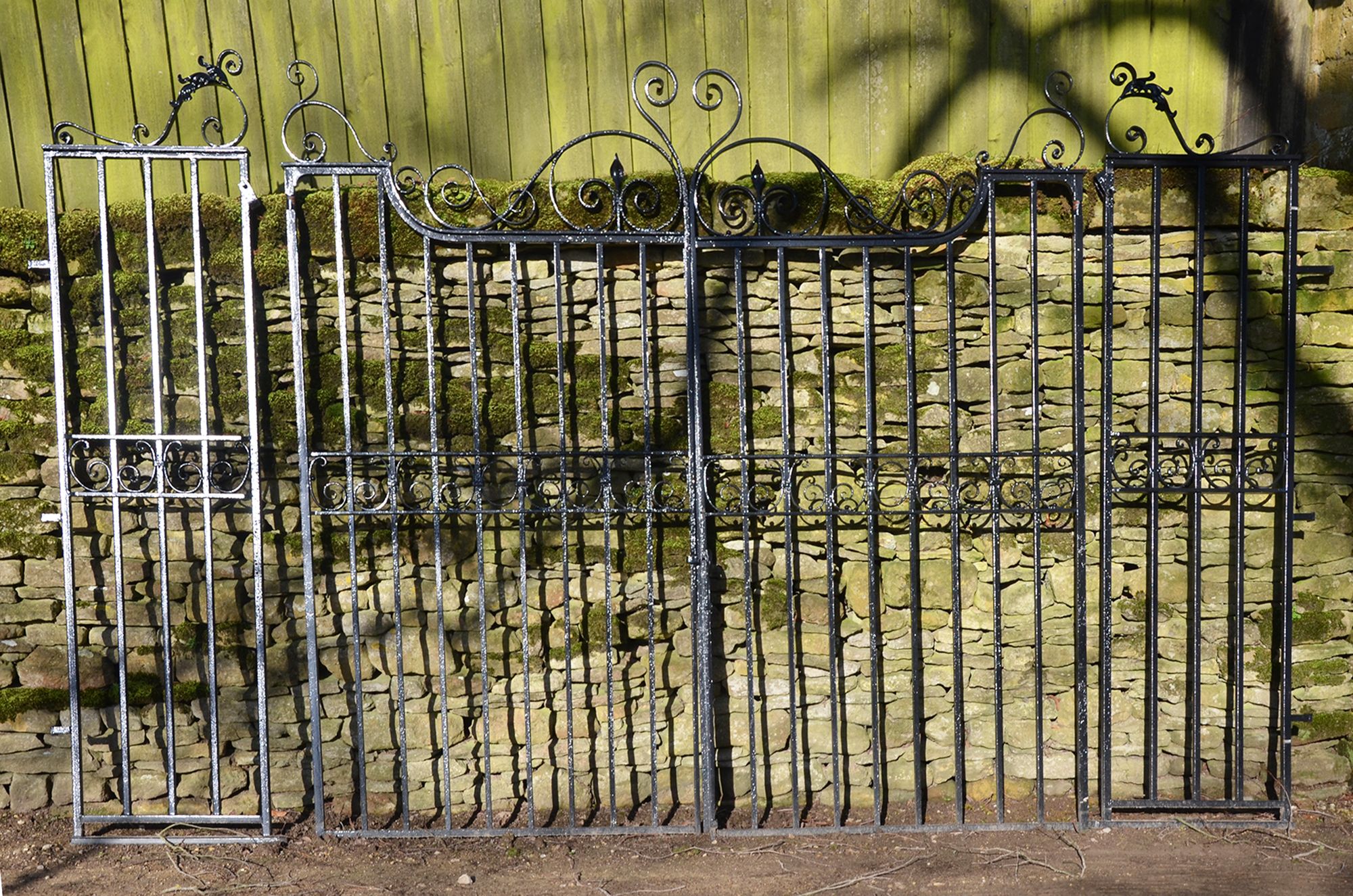 A pair of large garden gates - ARCHITECTURAL HERITAGE