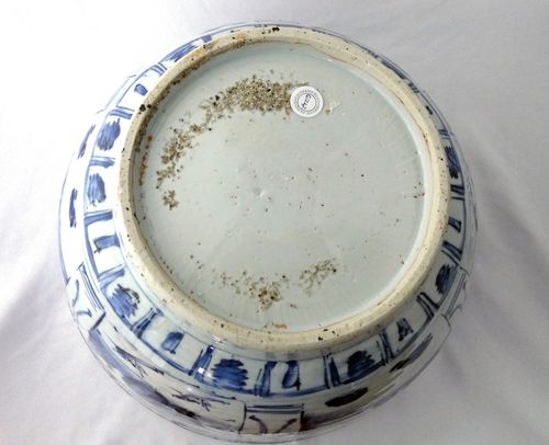 Ming Kraak Blue and White Porcelain Punch Bowl