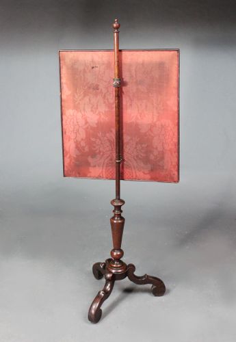 Queen Anne Walnut Fire Screen
