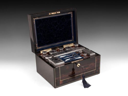 Coromandel Vanity Box