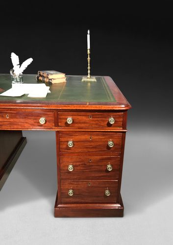Early 19th Century Mahogany Twin Pedestal Partners’ Desk