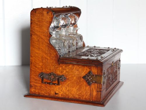 Victorian Fully Fitted Oak Tantalus