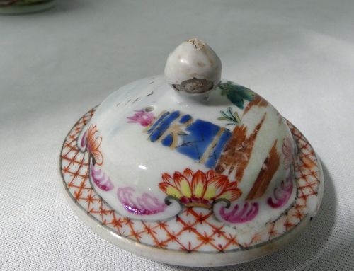 Chinese 18th Century Famille Rose Valentine Pattern Tea Pot