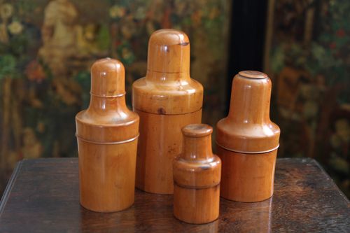 Small Treen Boxwood Bottle Holder