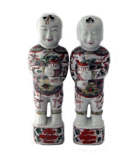 Chinese 17th Century Wucai Pair of Figures - Hehe Erxian Twins