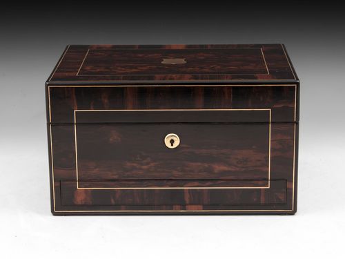 Coromandel Vanity Box