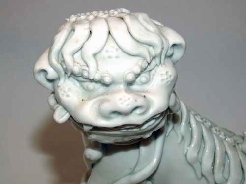Kangxi Blanc de Chine large Dog of Fo