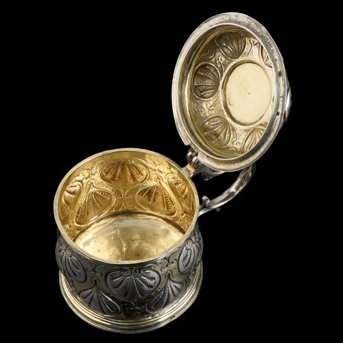 A silver and parcel gilt ‘ladies’ size’ Tankard