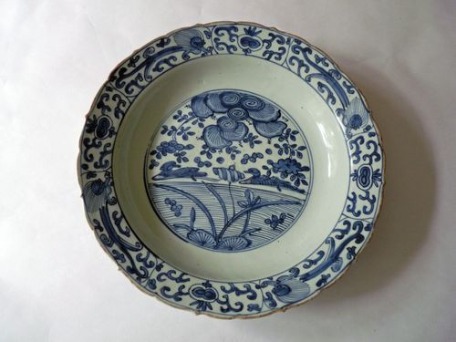 Ming - Wanli - Blue and White Porcelain Charger