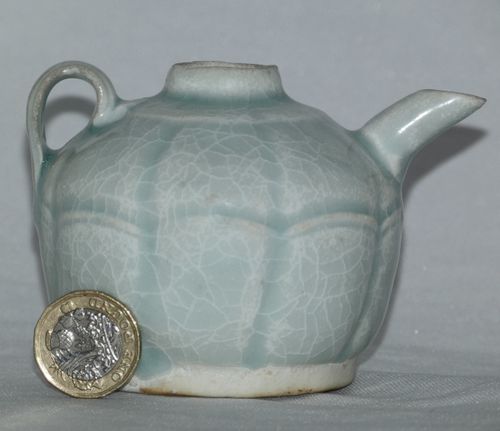 Chinese Song Dynasty Qing bai melon Ewer