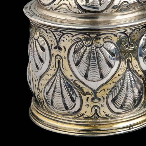 A silver and parcel gilt ‘ladies’ size’ Tankard