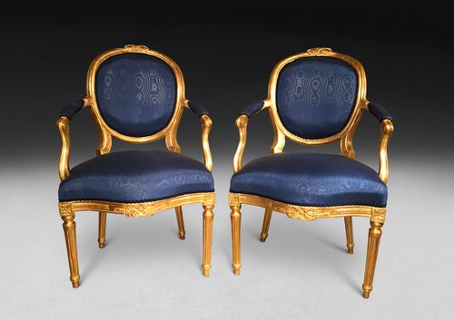 Pair of George III Carved Giltwood Salon Armchairs