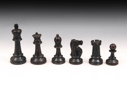 Staunton Chess Set