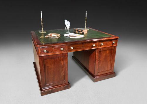 Early 19th Century Mahogany Twin Pedestal Partners’ Desk