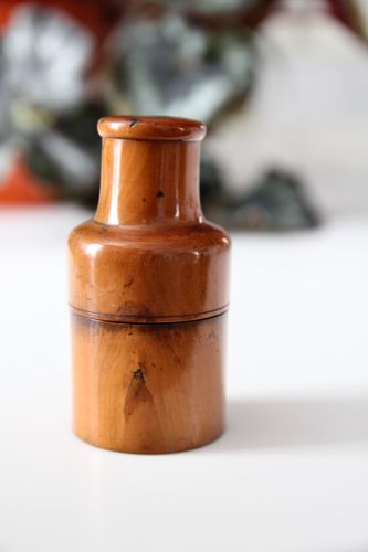 Small Treen Boxwood Bottle Holder