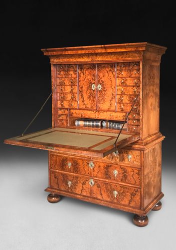 CHARLES II BURR WALNUT ESCRITOIRE