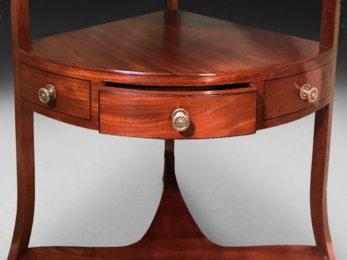 George III Mahogany Corner washstand