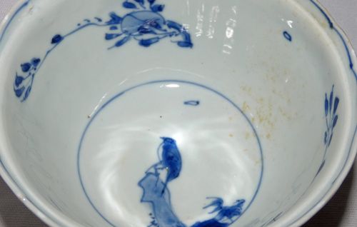 Chinese Ming Kraak Blue and White Crow Cup