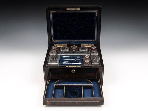Coromandel Vanity Box
