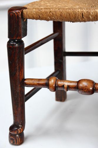 Set 6 19th Century Spindle Back Chairs V291