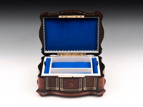 Thuya Jewellery Box
