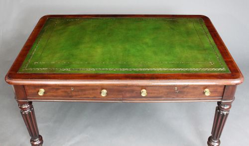 Writing table