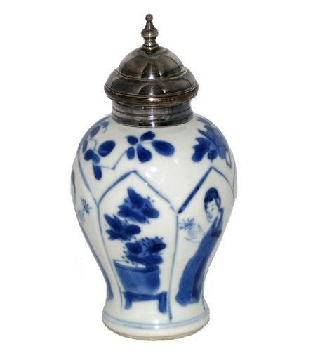 Kangxi Blue and White Moulded Baluster Jar