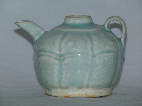 Chinese Song Dynasty Qing bai melon Ewer