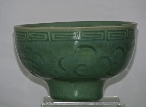 Ming Longquan celadon bowl 14th/15th century