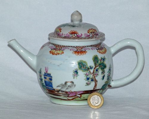 Chinese 18th Century Famille Rose Valentine Pattern Tea Pot