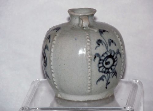 Yuan Blue and White Round Jar
