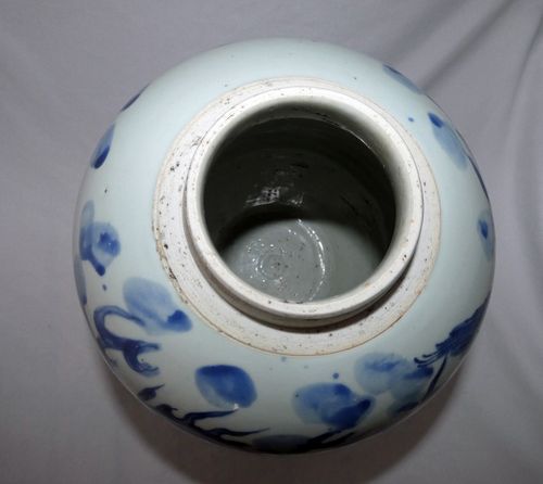 Transitional Chinese Blue and White Dragon jar