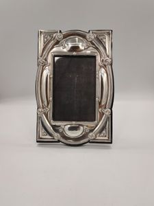 Art Nouveau silver photo frame