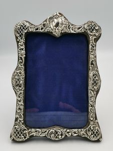 Victorian sliver frame