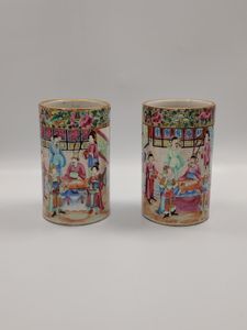 19th century pair of Chinese Canton vases