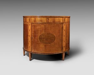 George III commode by William Moore of Dublin