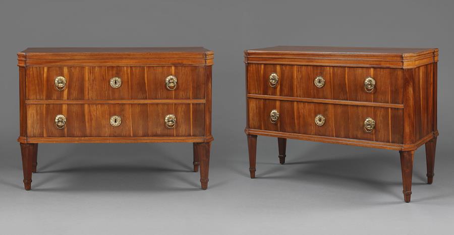 19th Century Pair of French Commodes