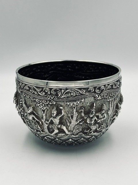 19th century Burmese Thabeik silver bowl