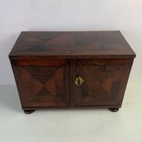 George I Rosewood Table/Spice cabintet