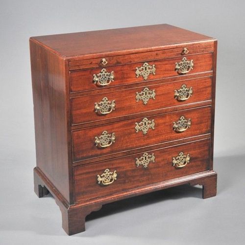 Chippendale period Small Chest of Drawers