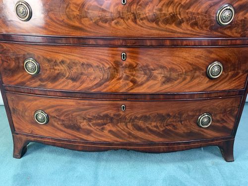 Bow front mahogany chest of drawers