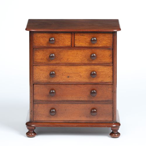 Georgian miniature mahogany chest of drawers